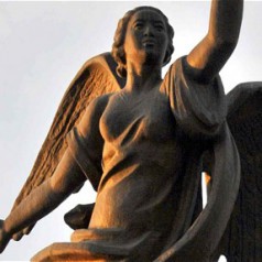 In Bishkek, dismantled the Statue of Liberty