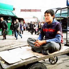 In Kyrgyzstan, burned the books on last year's riots